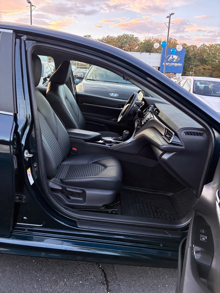 Used 2019 Toyota Camry SE FWD image 20