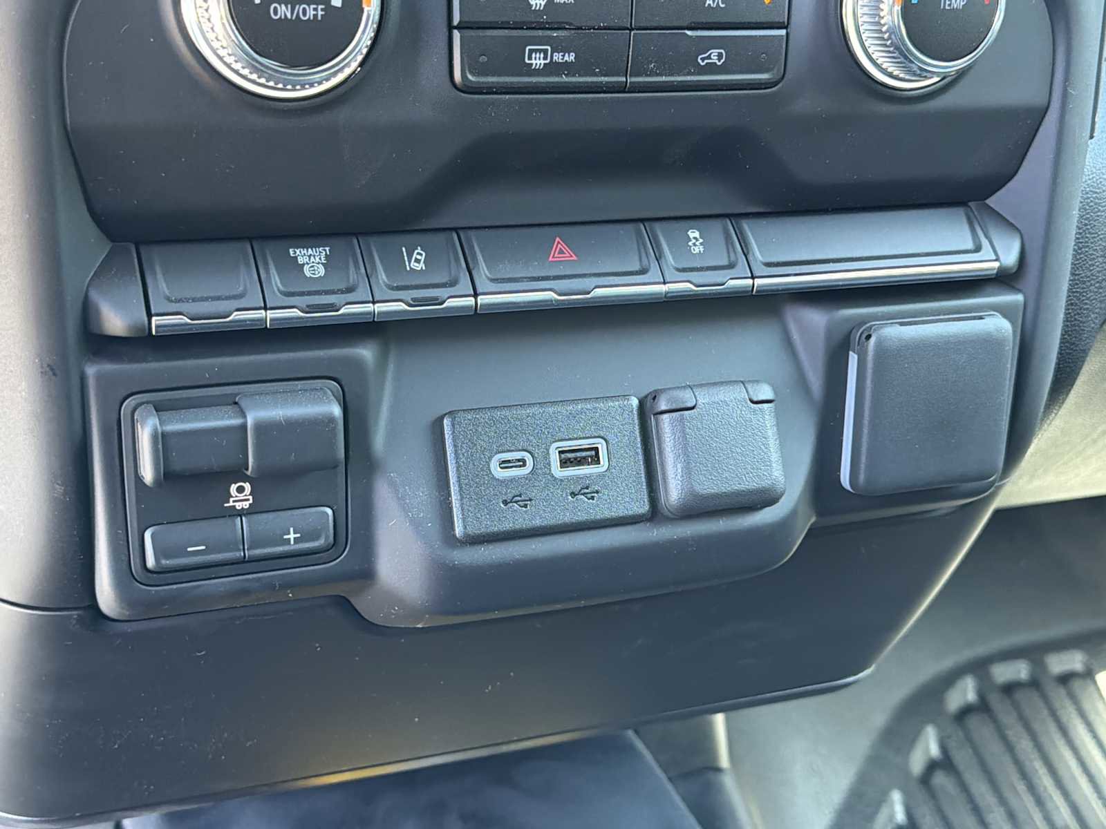 New 2026 GMC Sierra 3500 Pro w/ Convenience Package image 29