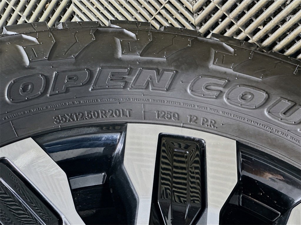 Used 2024 GMC Sierra 2500 Denali Ultimate image 33