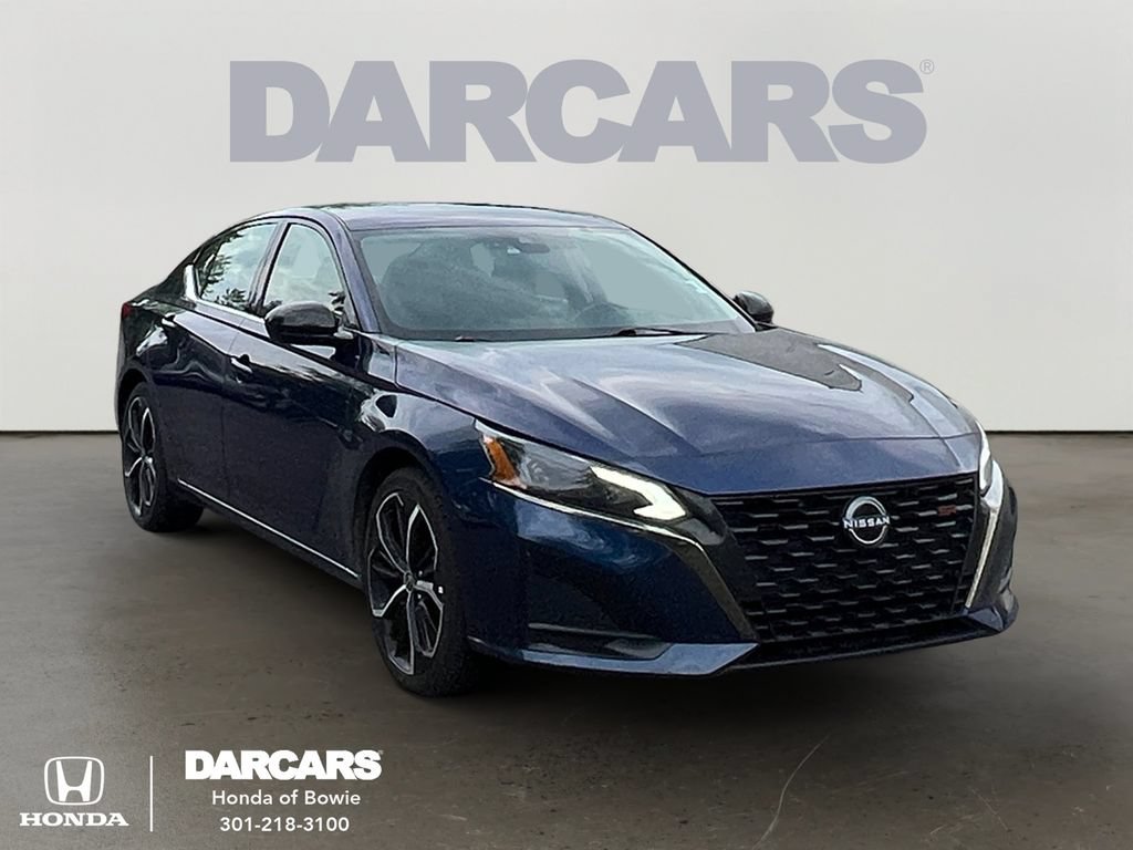 Used 2024 Nissan Altima 2.5 SR FWD image 1
