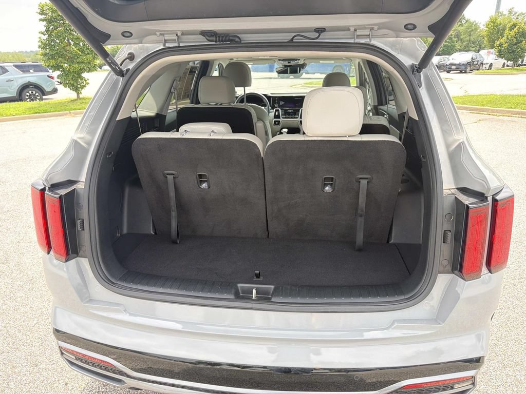 Used 2023 Kia Sorento SX AWD/4WD image 30
