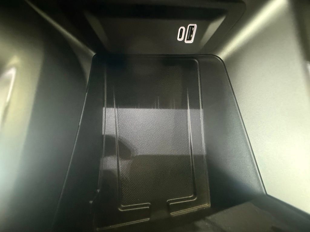 New 2025 Dodge Hornet R/T w/ R/T Blacktop Package image 16