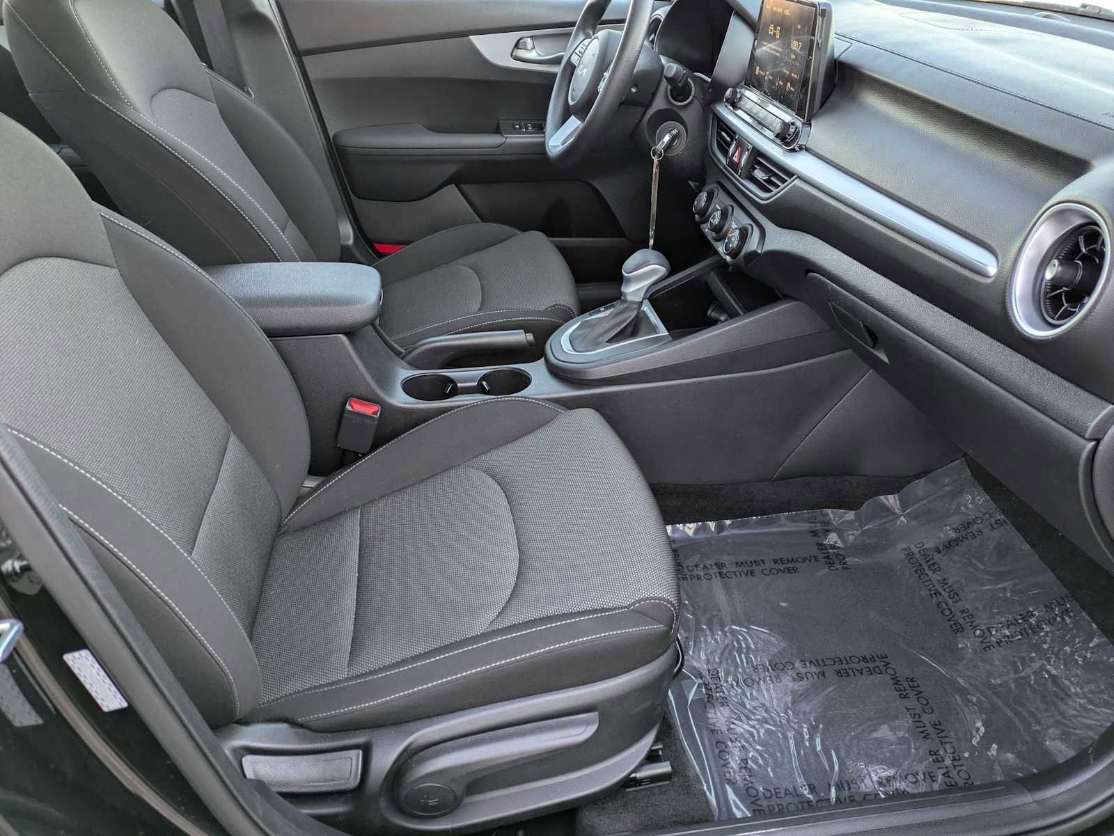 Used 2024 Kia Forte LXS image 19