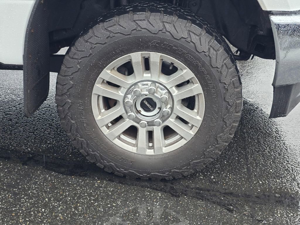 Used 2018 Ford F250 XLT w/ FX4 Off-Road Package image 9