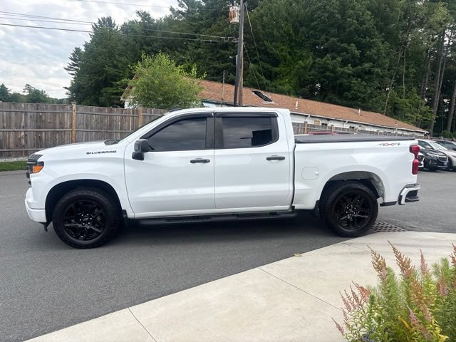 Used 2023 Chevrolet Silverado 1500 Custom w/ Rally Edition AWD/4WD image 4