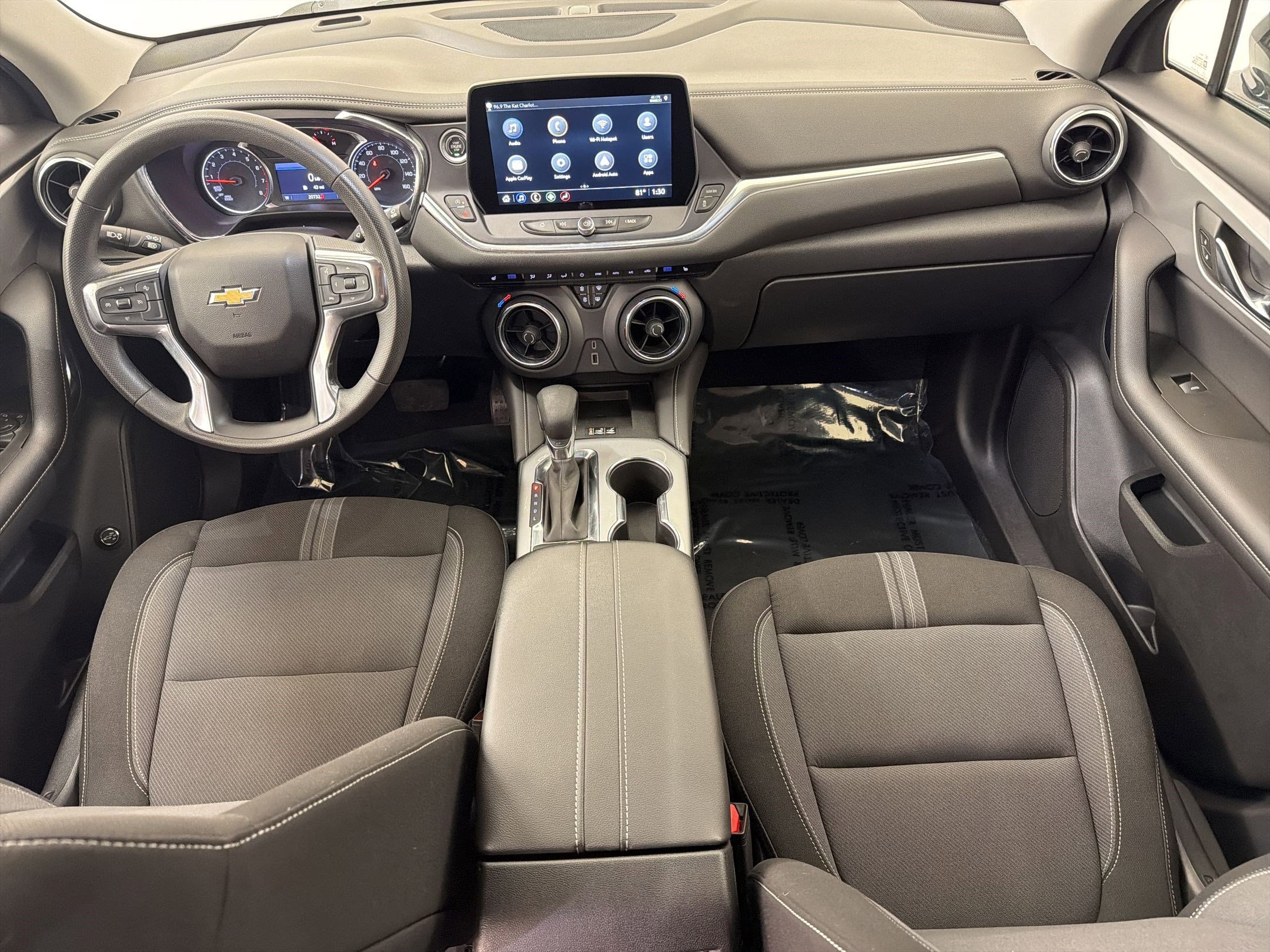 Used 2023 Chevrolet Blazer LT image 15