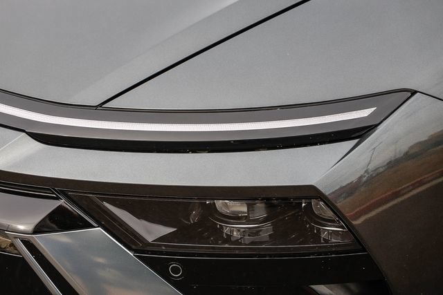 New 2026 Hyundai Sonata Limited FWD image 8