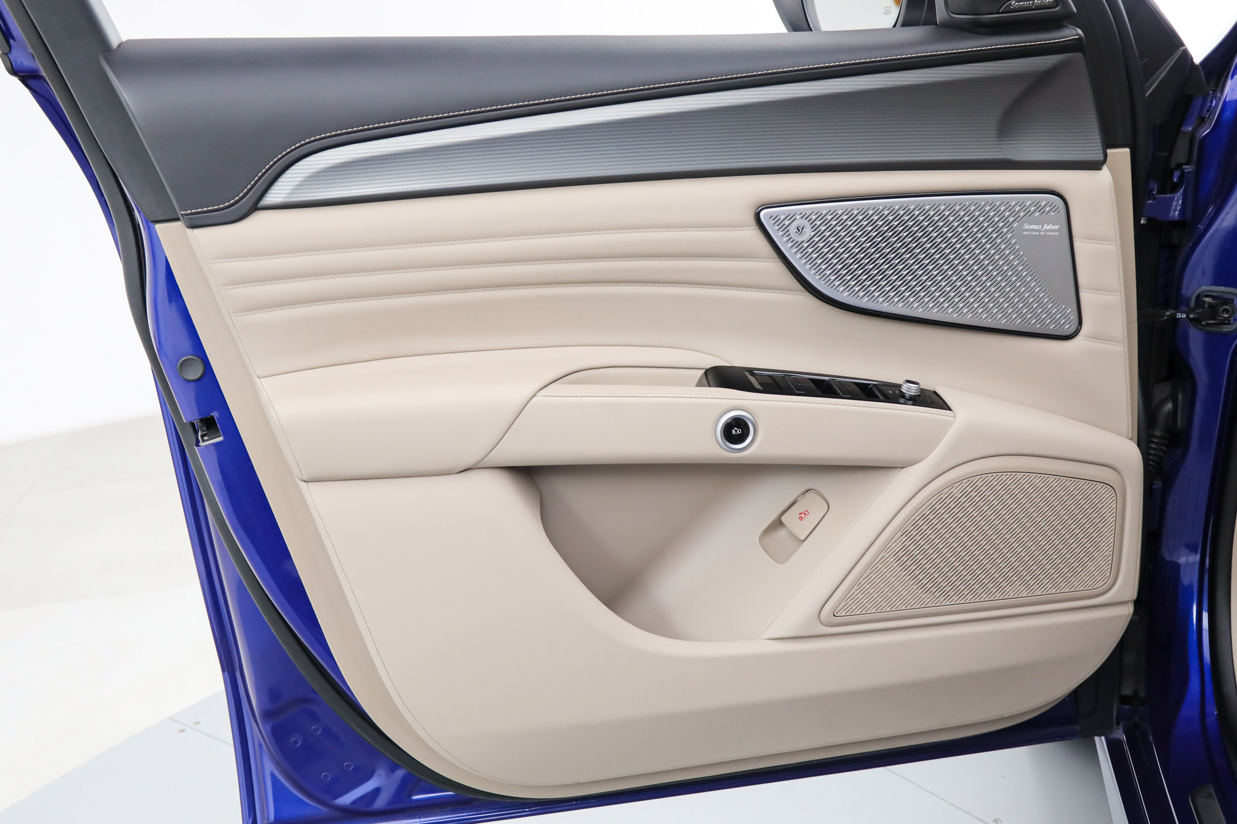 Certified 2023 Maserati Grecale Modena AWD/4WD image 14