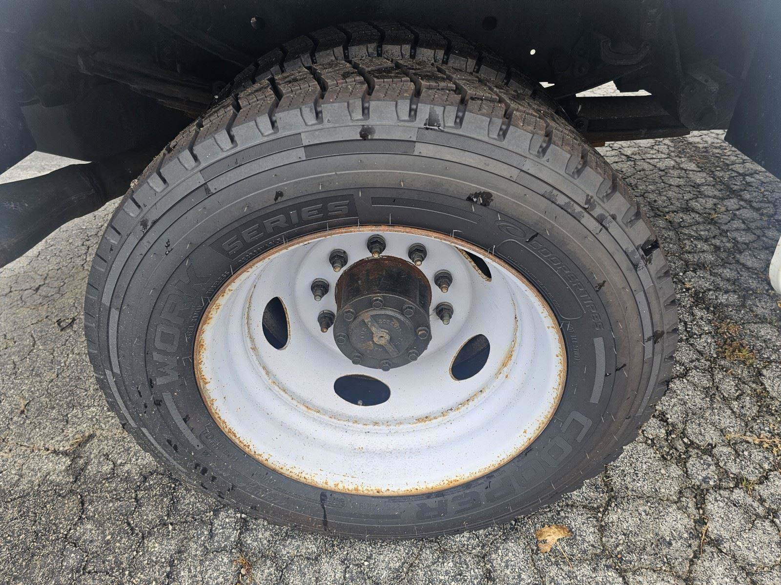 Used 2019 Ford F550 4x4 Regular Cab Super Duty image 13
