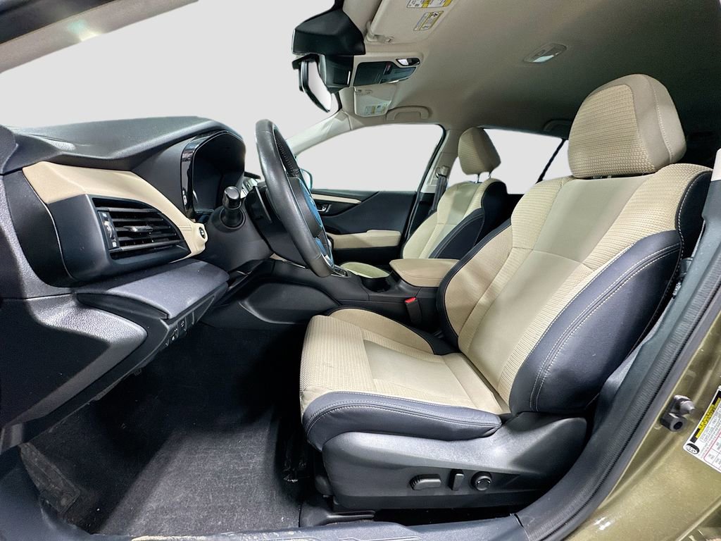 Used 2024 Subaru Outback Premium image 13