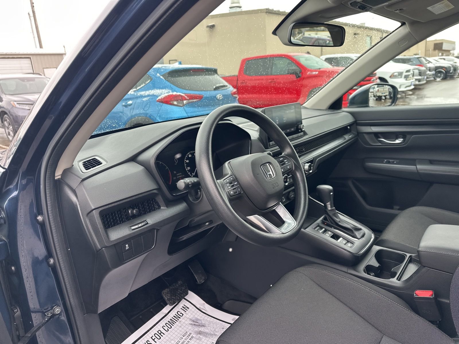 Used 2023 Honda CR-V LX image 11