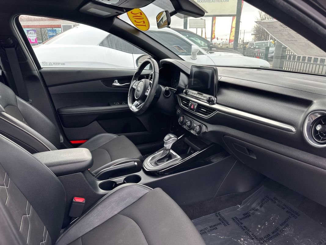 Used 2021 Kia Forte GT-Line w/ GT-Line Premium Package image 23