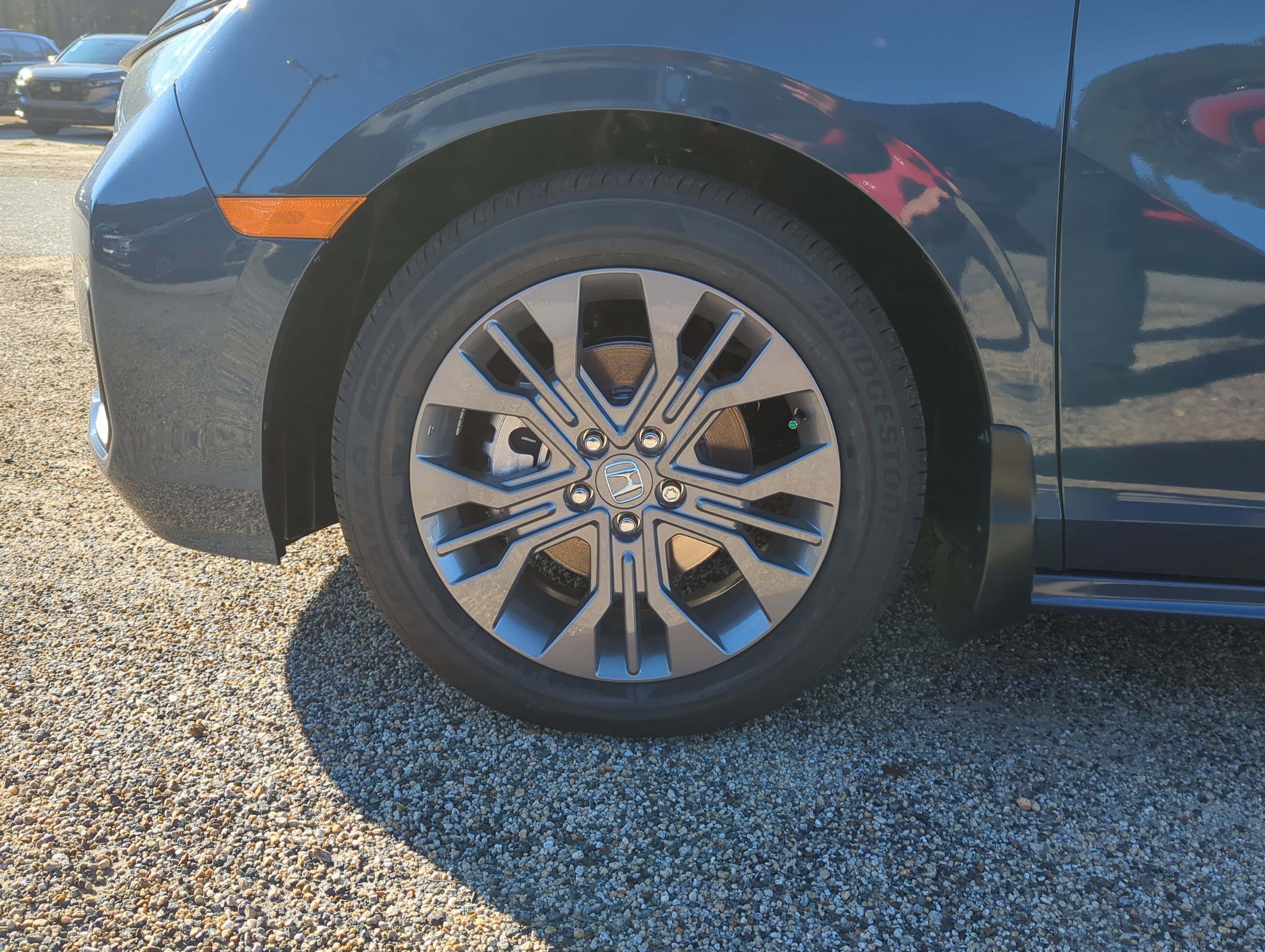 New 2026 Honda Odyssey Touring image 14