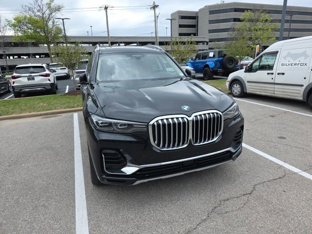 Used 2022 BMW X7 xDrive40i w/ Executive Package image 5