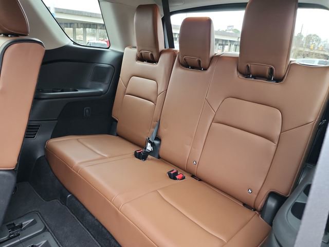 Used 2024 Nissan Pathfinder Platinum w/ Cargo Package image 33