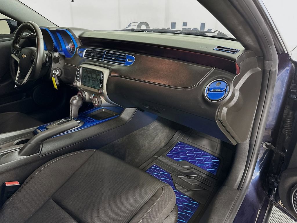 Used 2015 Chevrolet Camaro LT w/ RS Package image 32