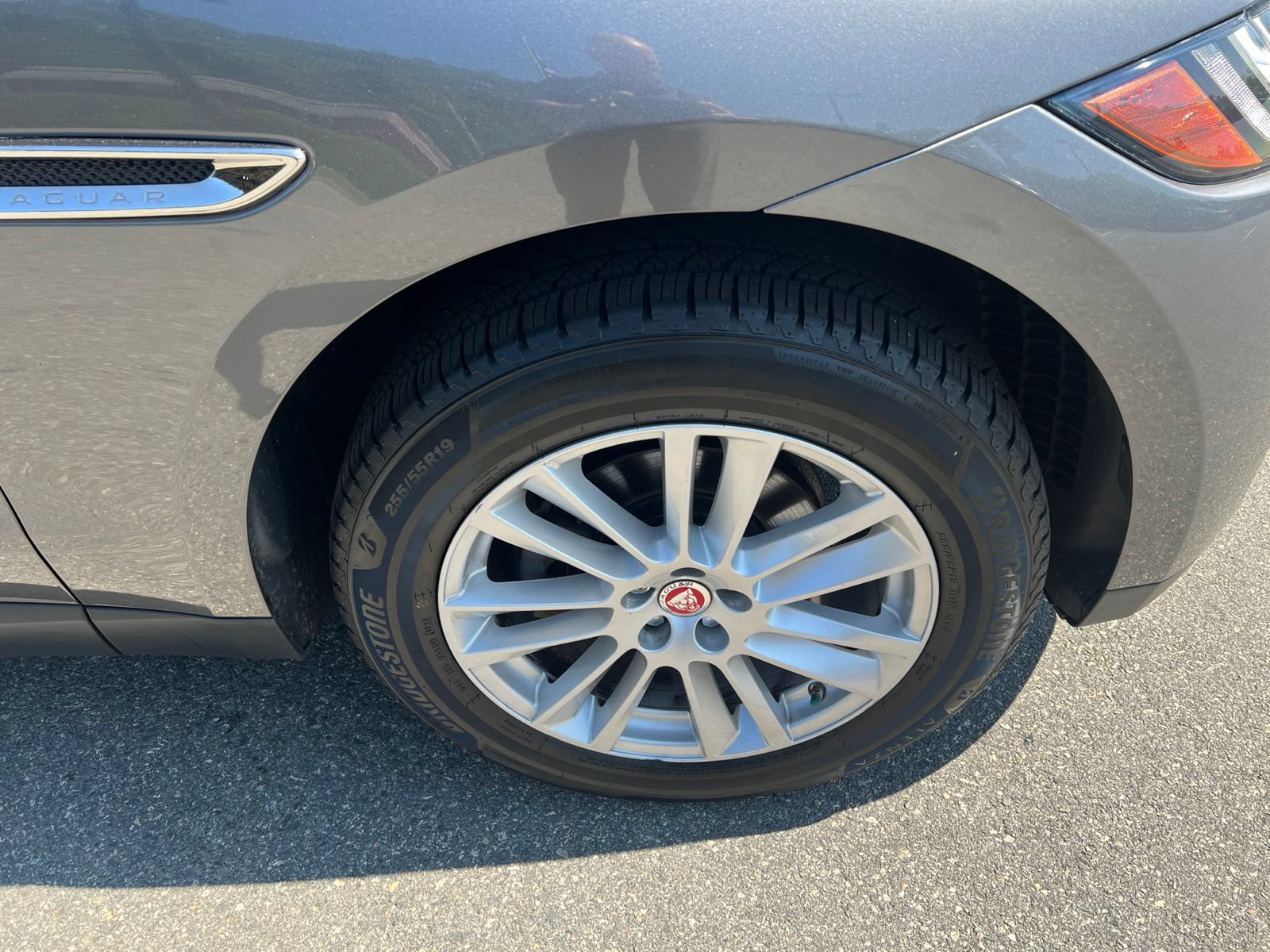 Used 2018 Jaguar F-PACE Prestige AWD/4WD image 10