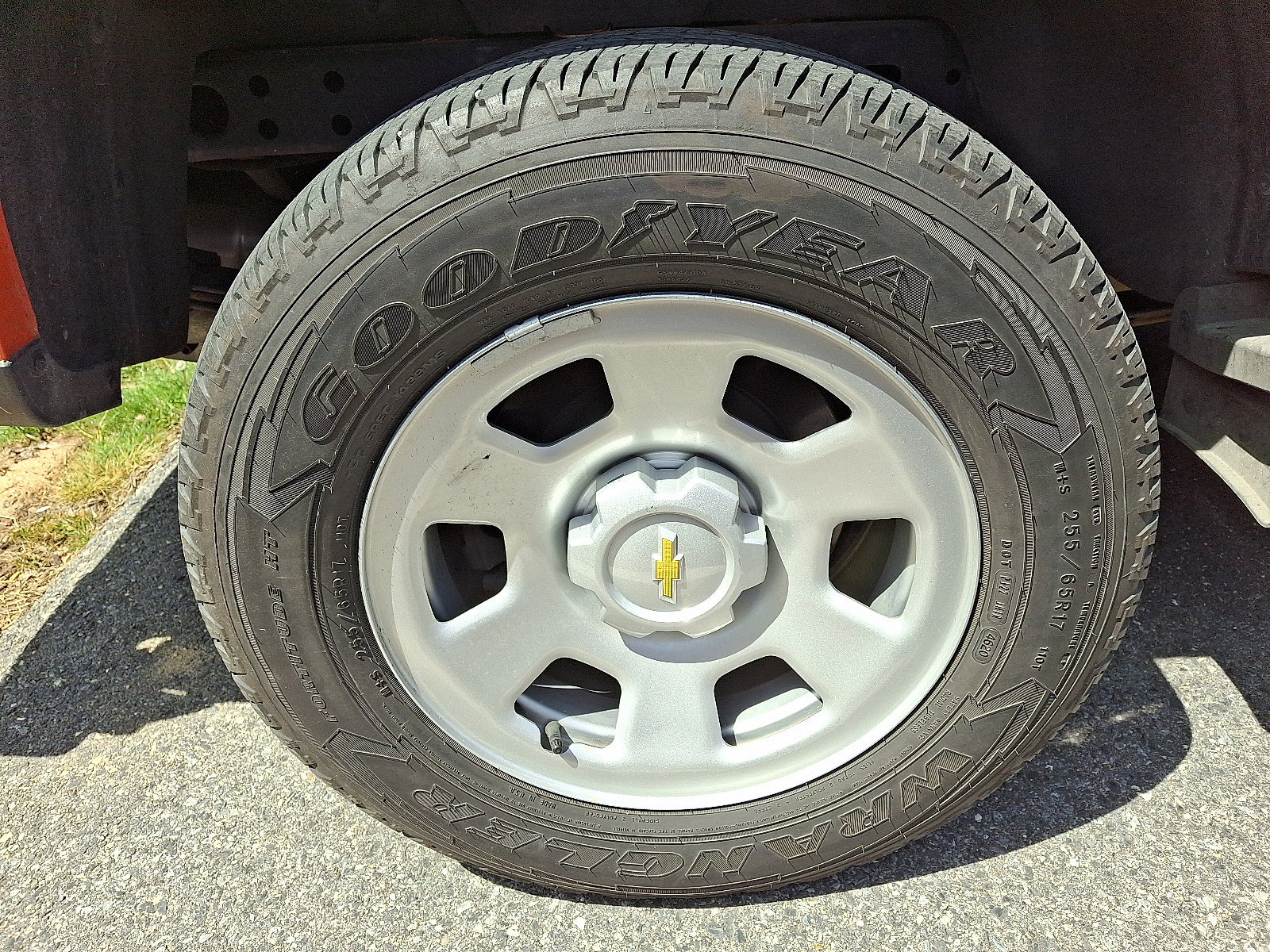 Used 2021 Chevrolet Colorado W/T AWD/4WD image 7