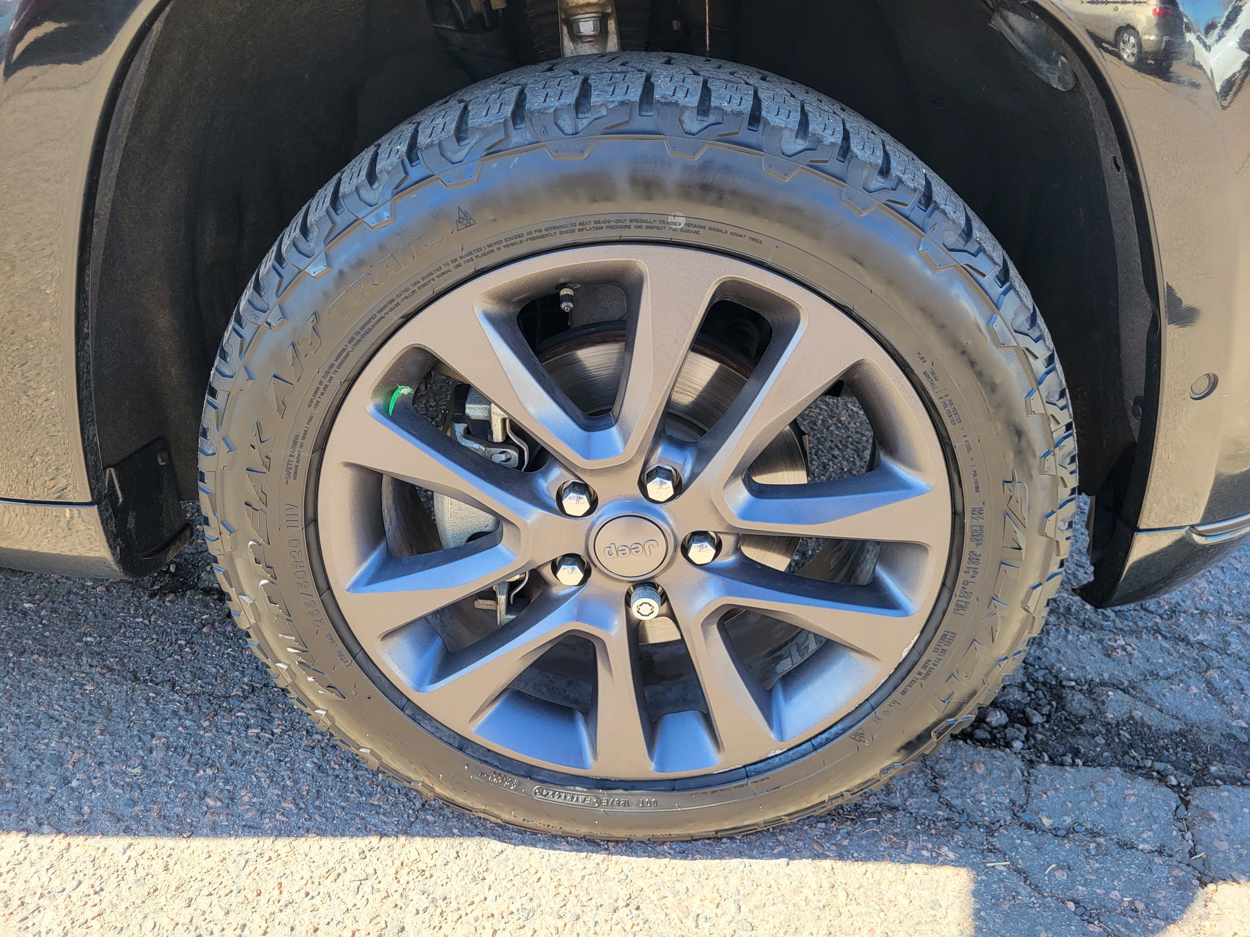 Used 2018 Jeep Grand Cherokee High Altitude image 18