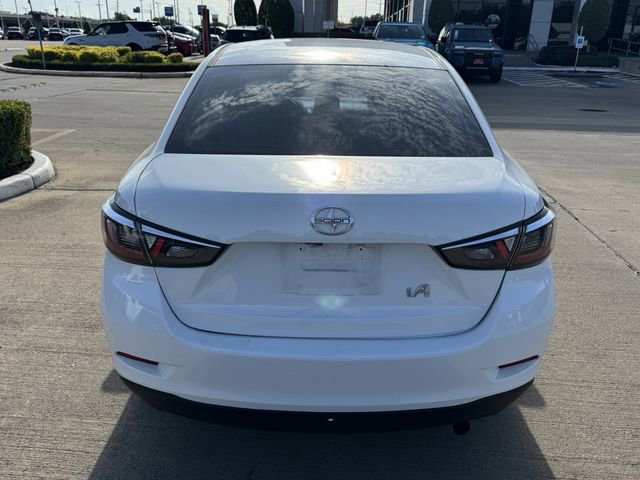 Used 2016 Scion iA FWD image 6