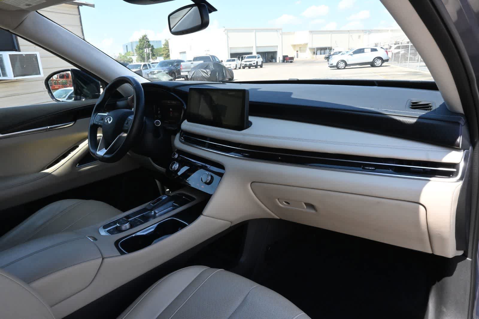 Used 2022 INFINITI QX60 Sensory w/ Cargo Package FWD image 23