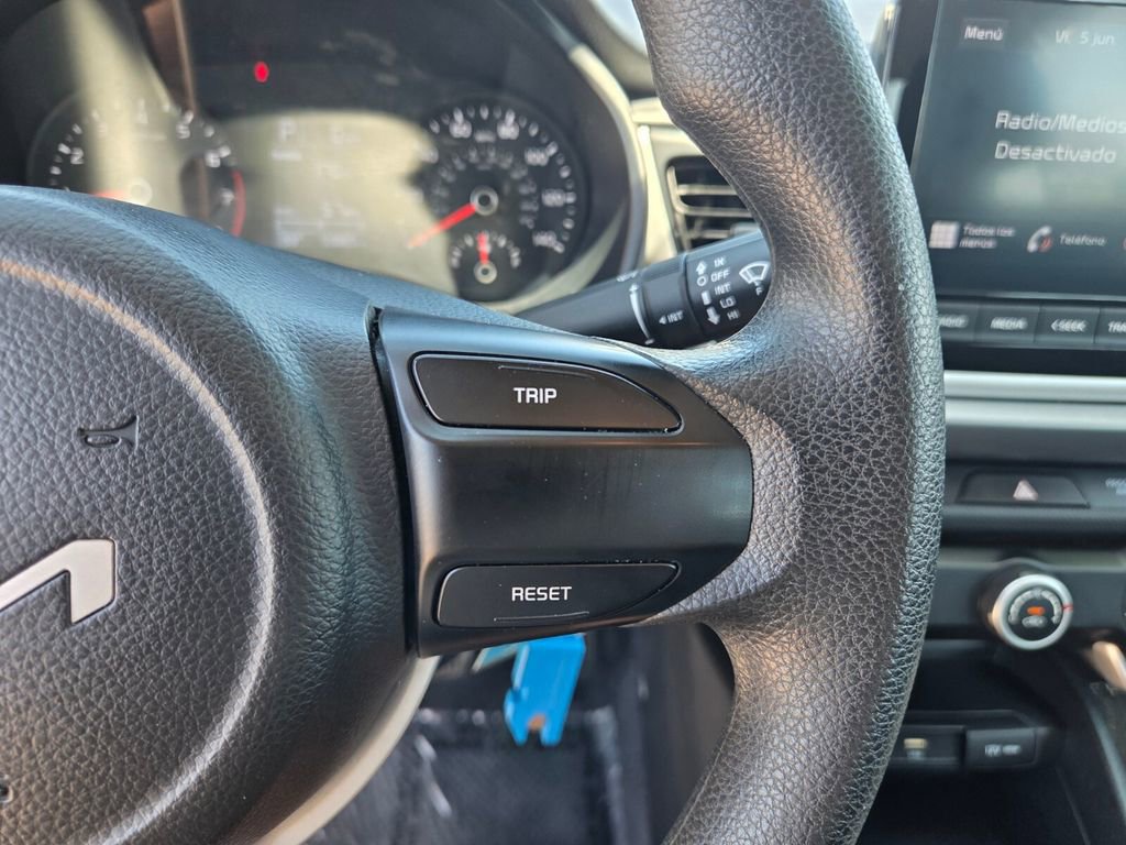 Used 2023 Kia Rio LX FWD image 30