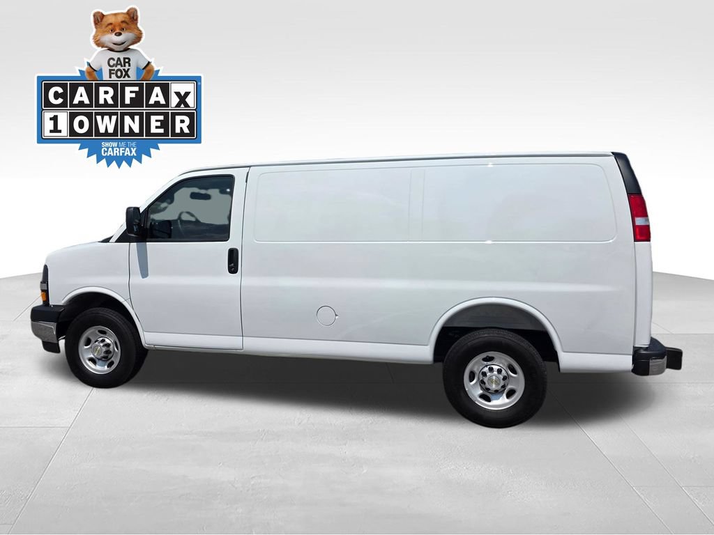 Certified 2025 Chevrolet Express 2500 w/ Driver Convenience Package RWD image 4