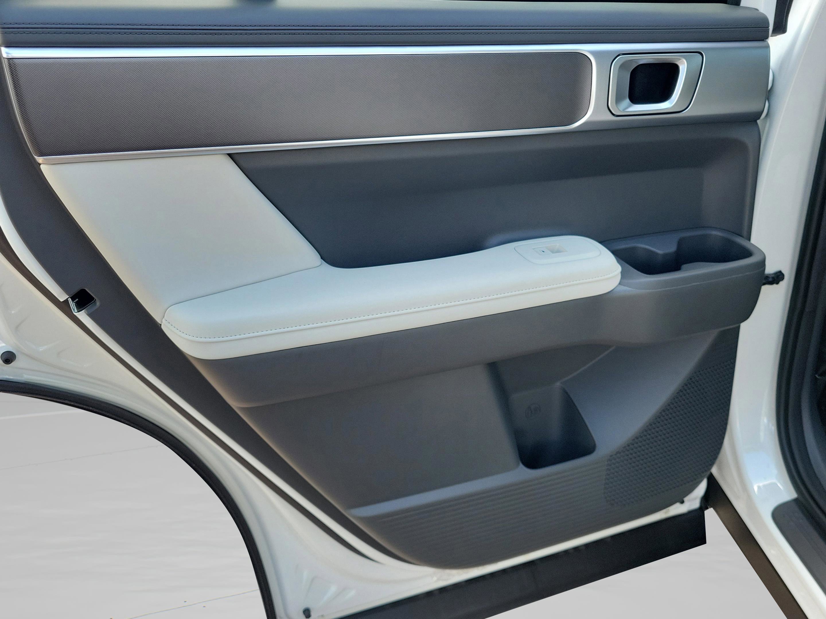 New 2026 Hyundai Santa Fe SEL image 28