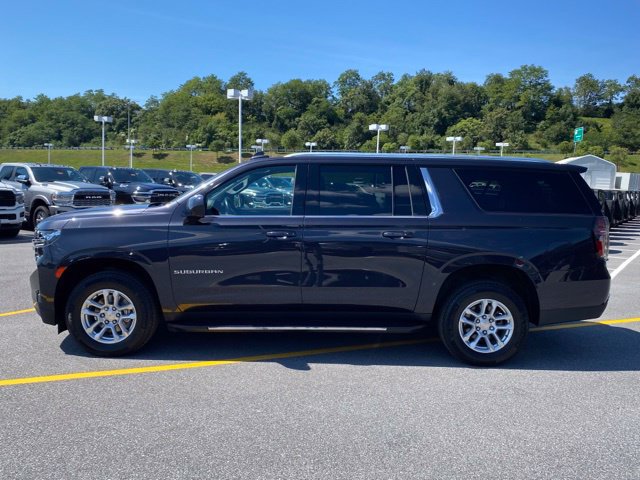 Used 2023 Chevrolet Suburban LS AWD/4WD image 2
