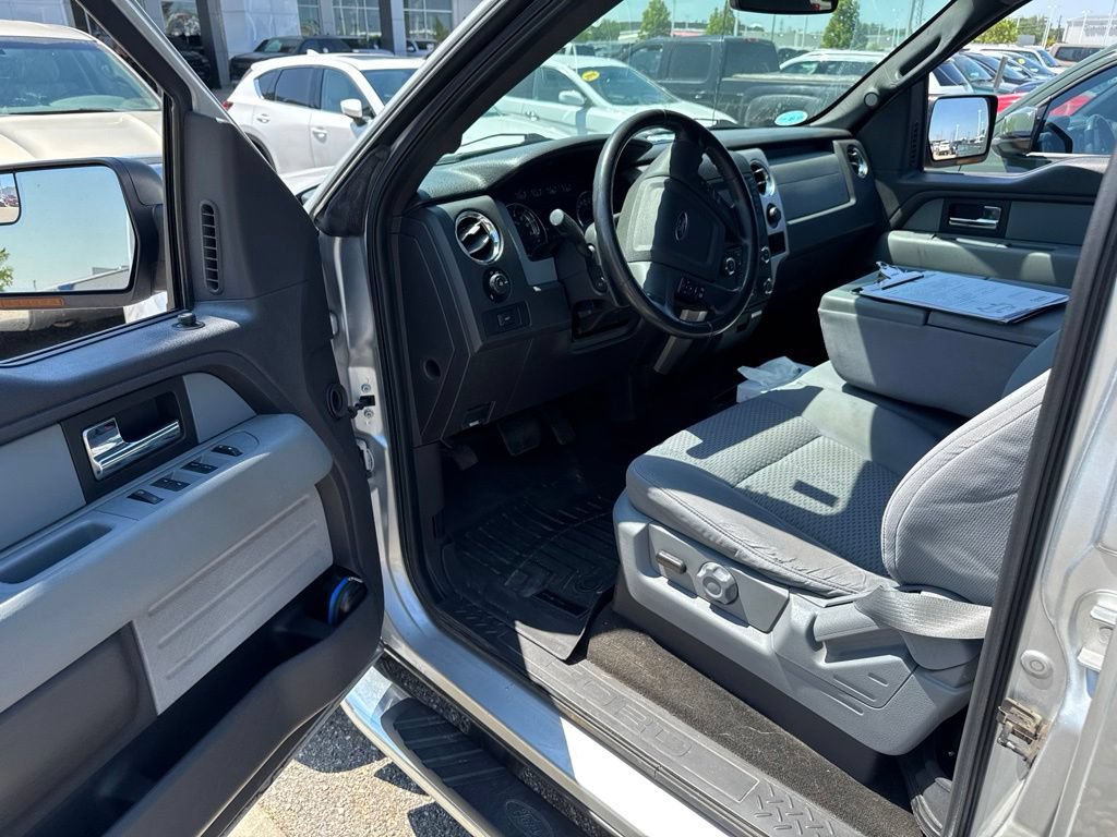 Used 2013 Ford F150 XLT w/ Luxury Equipment Group AWD/4WD image 11