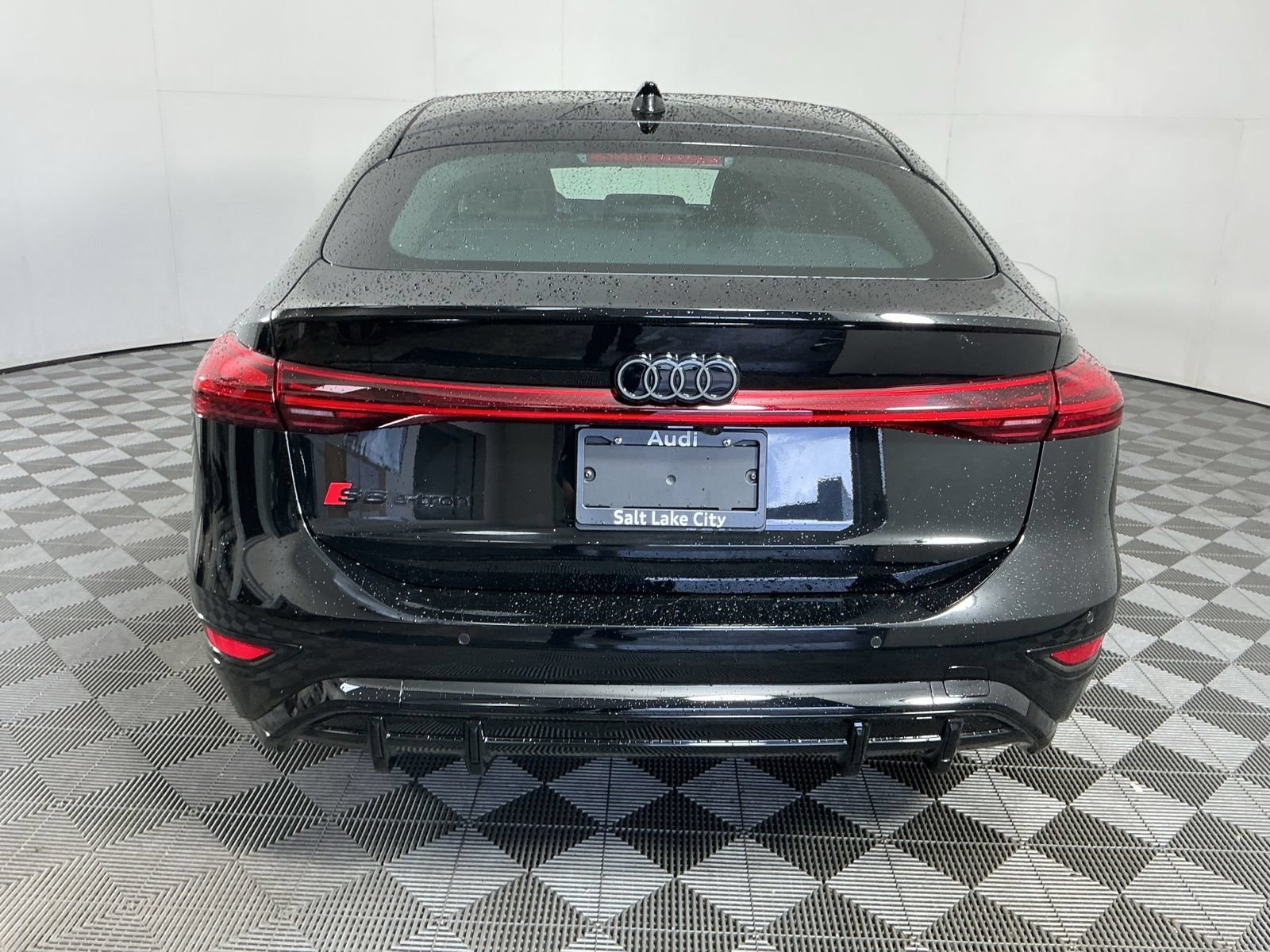 New 2027 Audi S6 e-tron Prestige AWD/4WD image 7