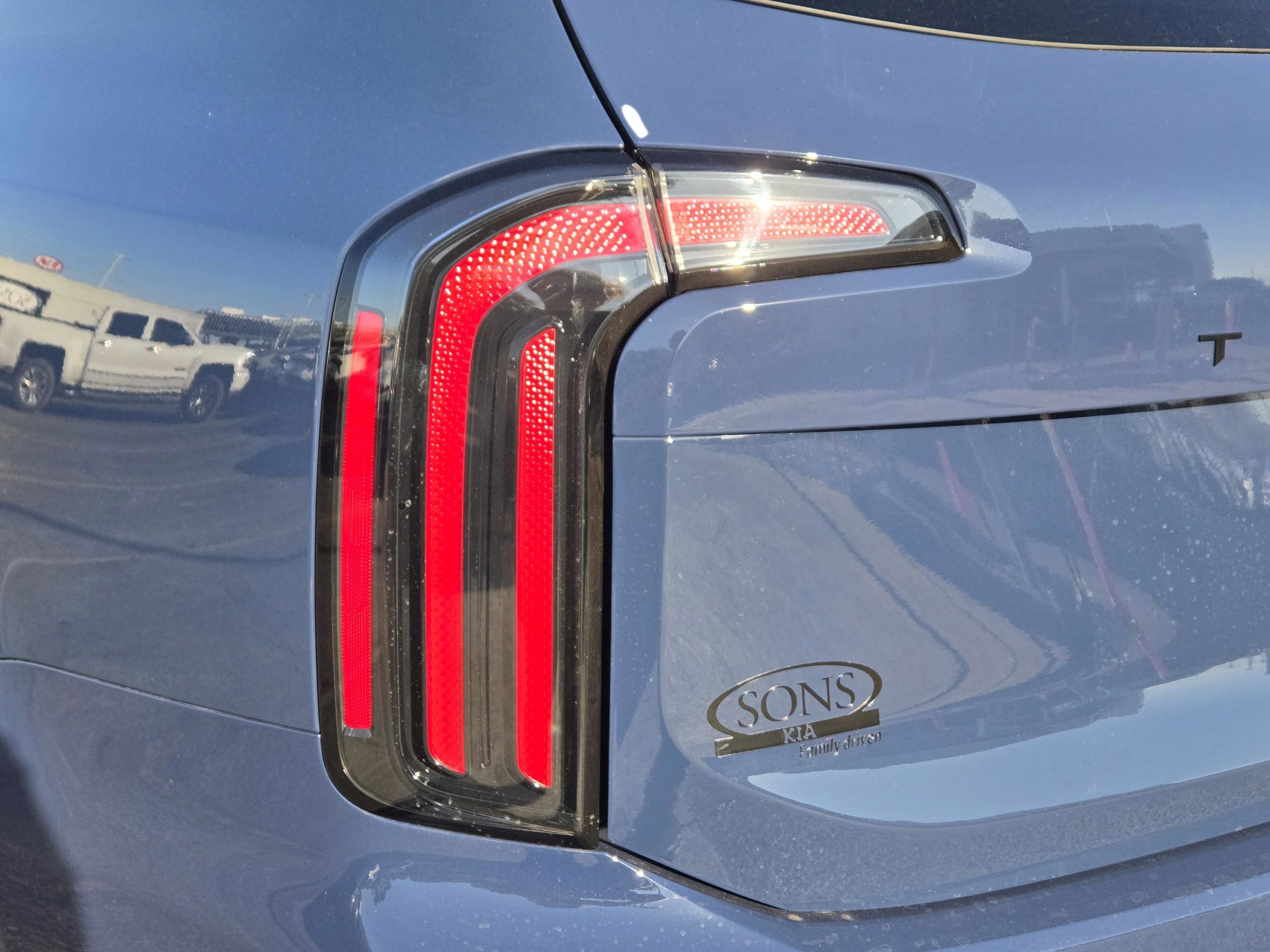 New 2025 Kia Telluride EX X-Line image 9