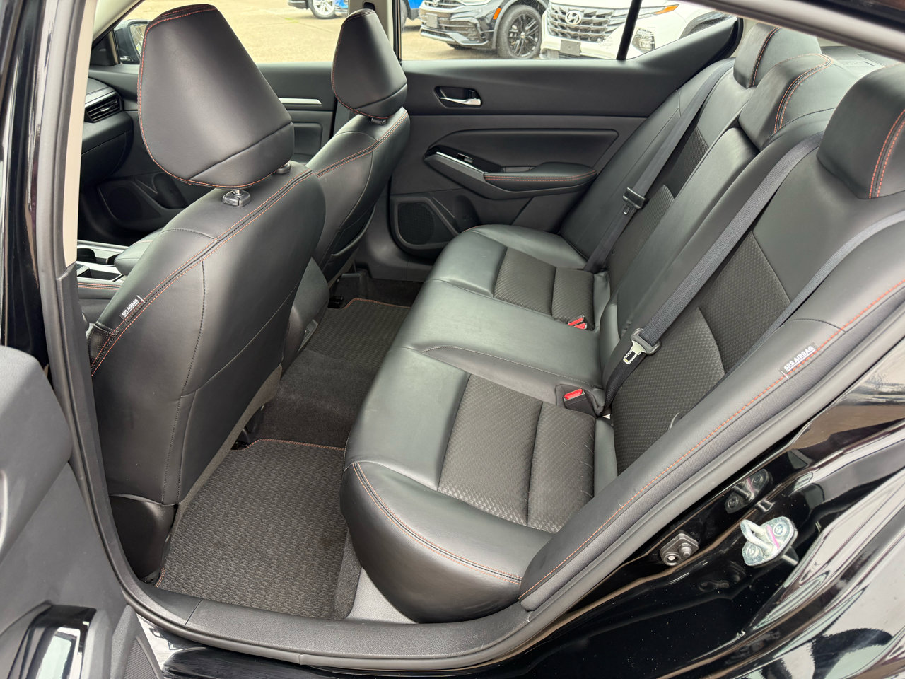 Used 2024 Nissan Altima 2.5 SR image 14