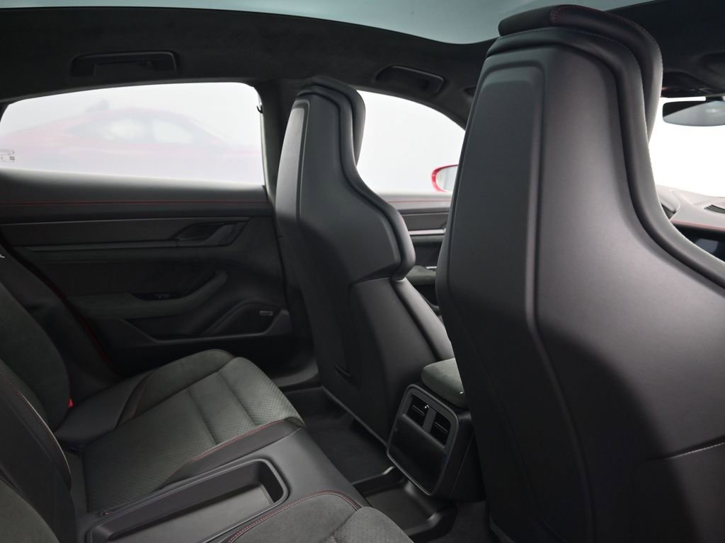 New 2026 Porsche Taycan GTS AWD/4WD image 7