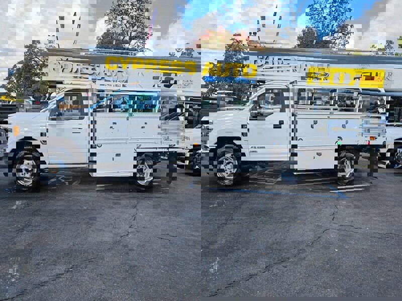 Used 2019 Ford F350 XL w/ XL Value Package image 2