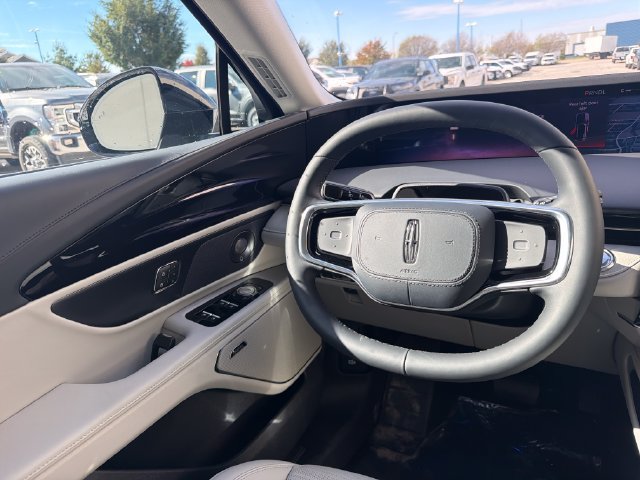 New 2026 Lincoln Nautilus Reserve AWD/4WD image 16