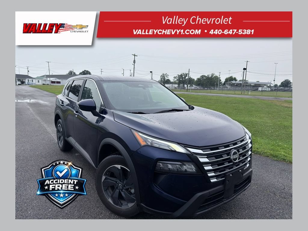Used 2024 Nissan Rogue SV AWD/4WD image 1