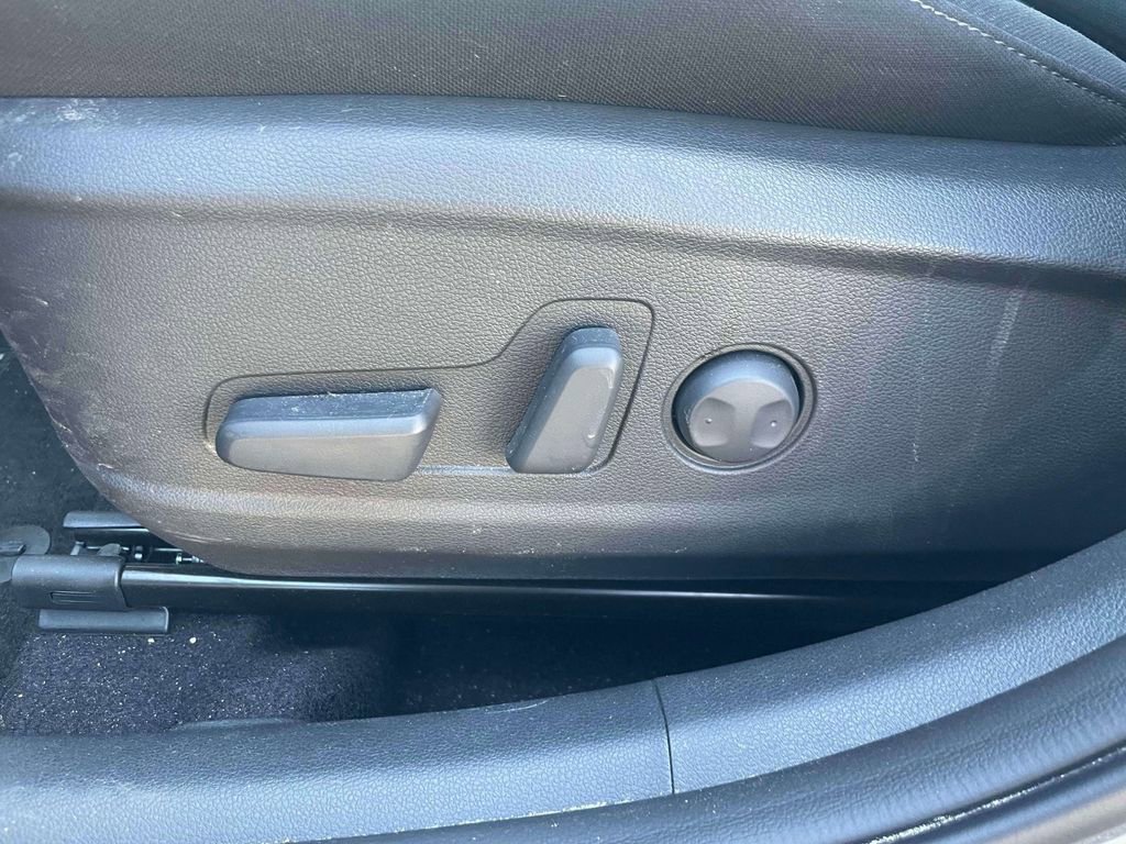Used 2023 Hyundai Kona SEL image 18