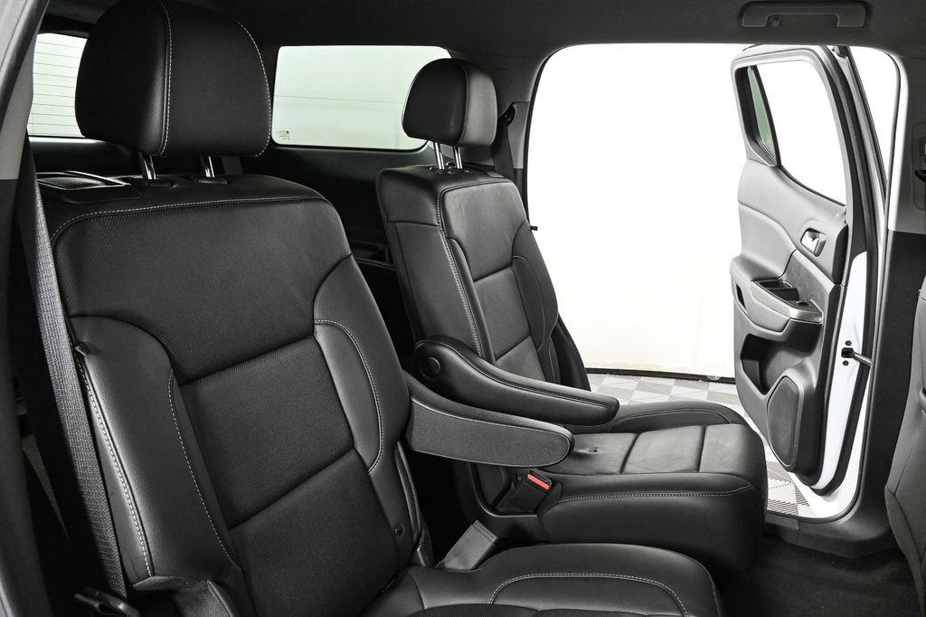 Used 2023 GMC Acadia SLT image 21