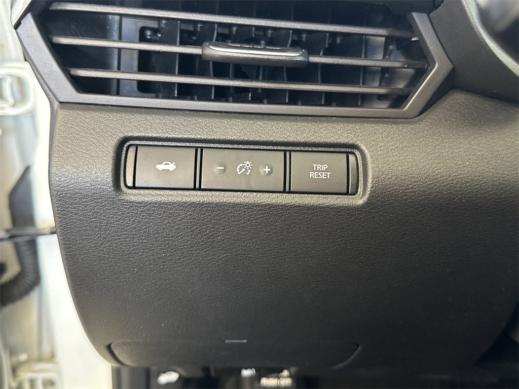 Used 2023 Nissan Altima 2.5 SV image 18