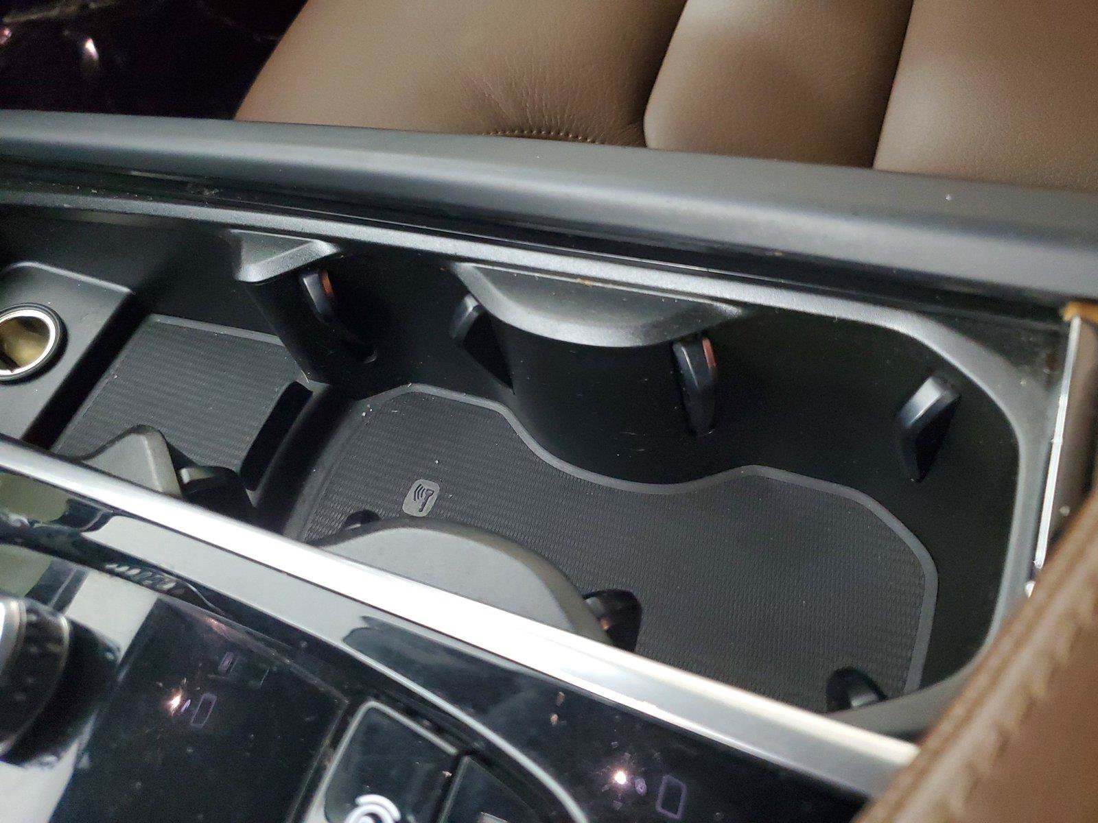 Certified 2024 Volvo XC90 T8 Plus AWD/4WD image 31