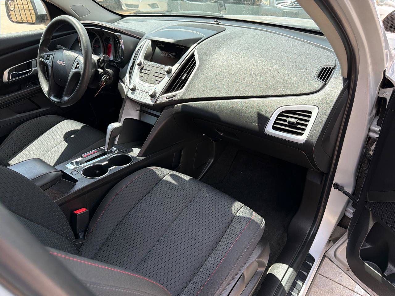 Used 2014 GMC Terrain SLE FWD image 20