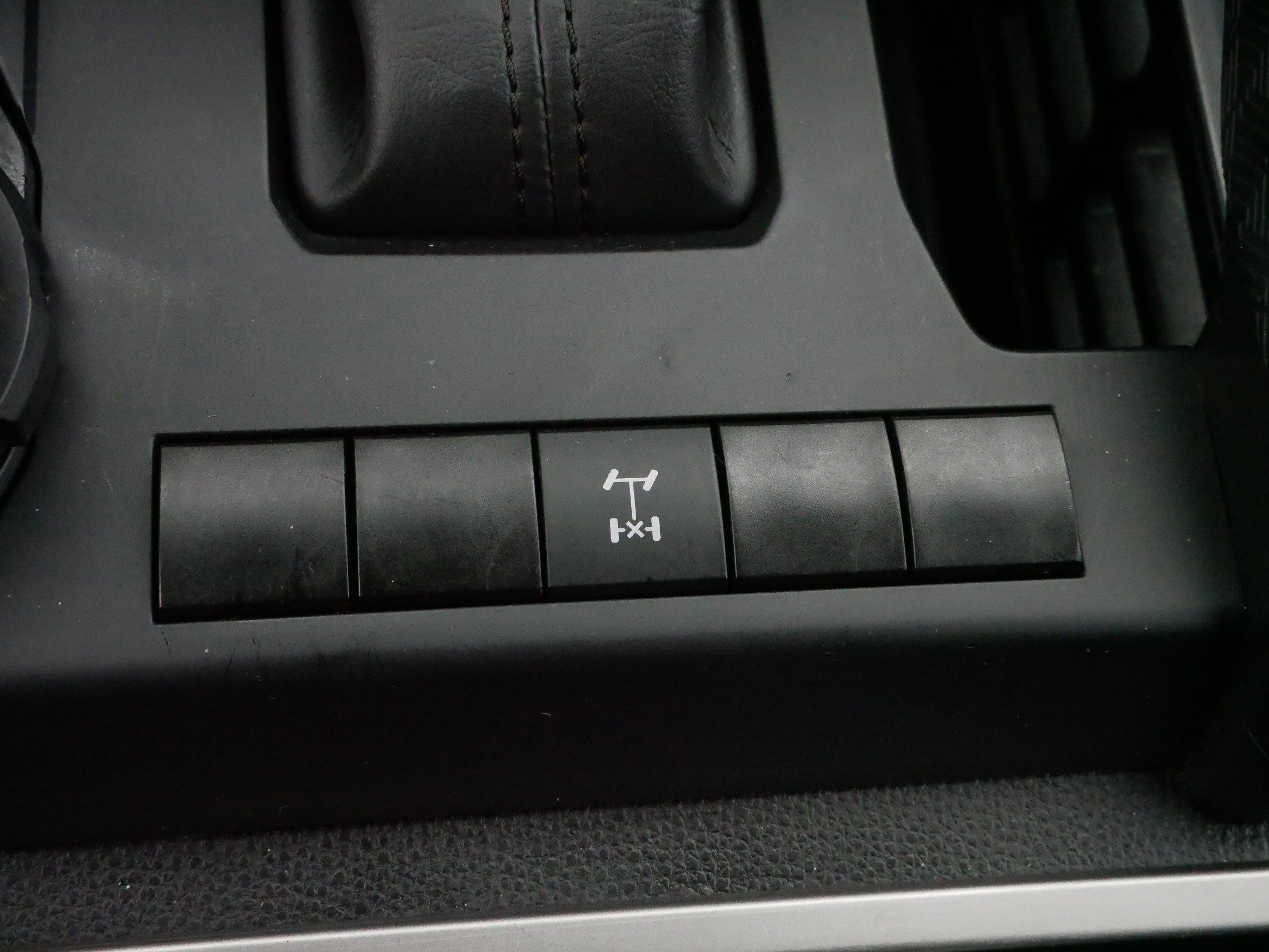 Used 2024 Toyota Tacoma TRD Off-Road image 30