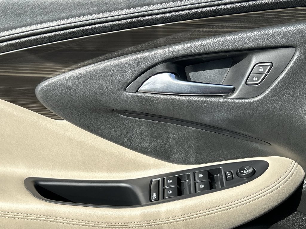 Used 2020 Buick Envision Preferred FWD image 23