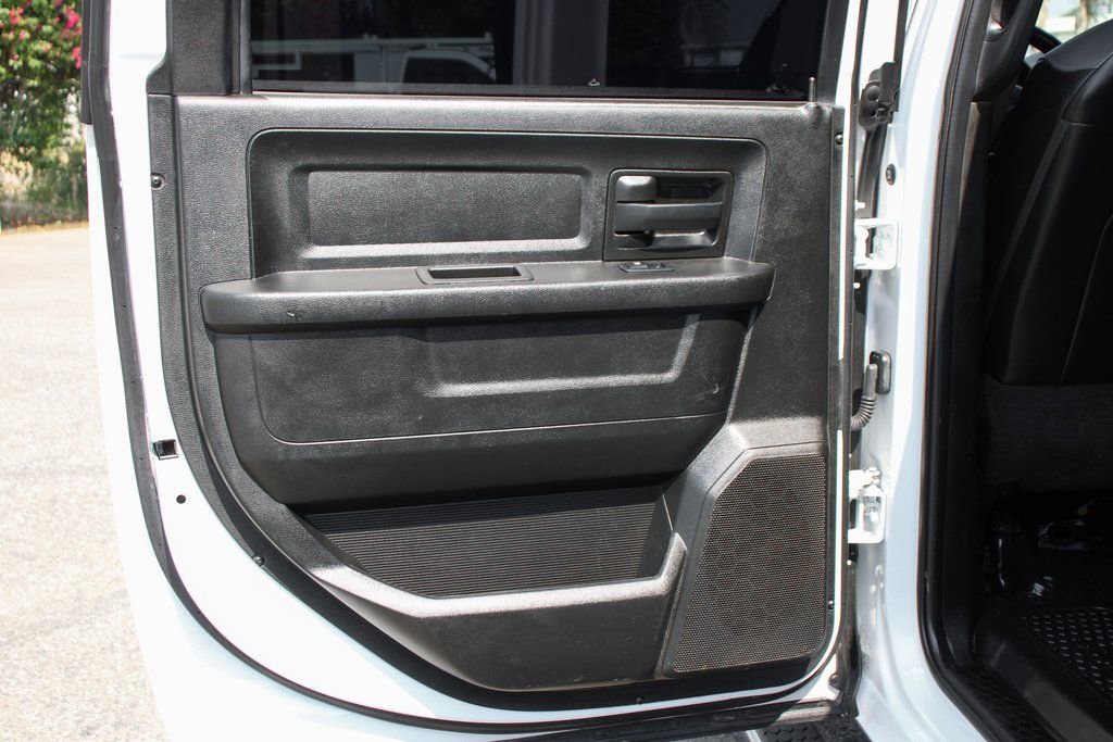 Used 2021 RAM 5500 Tradesman w/ Chrome Appearance Group image 32