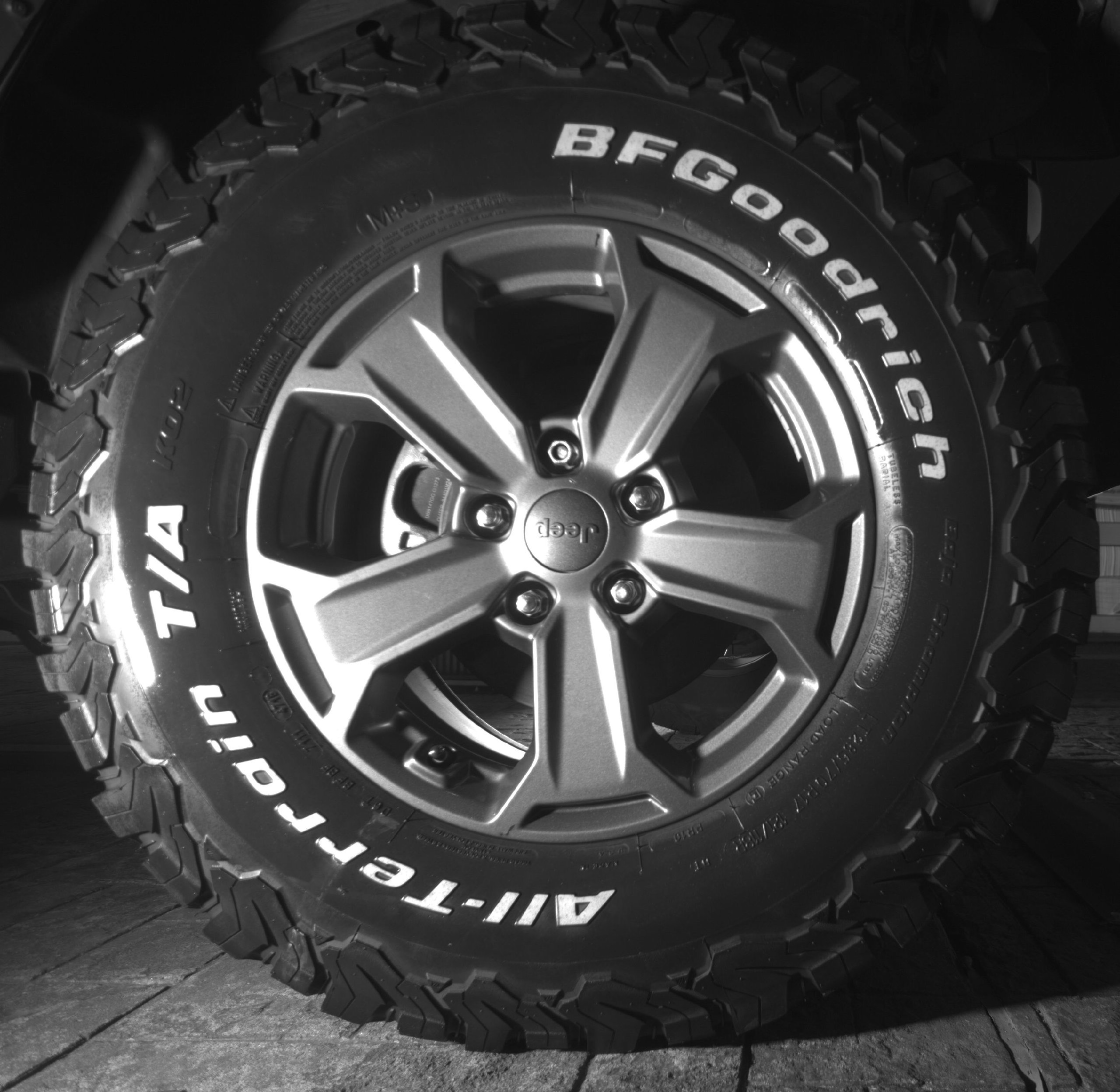 Used 2015 Jeep Wrangler Unlimited Sahara w/ Connectivity Group AWD/4WD image 26