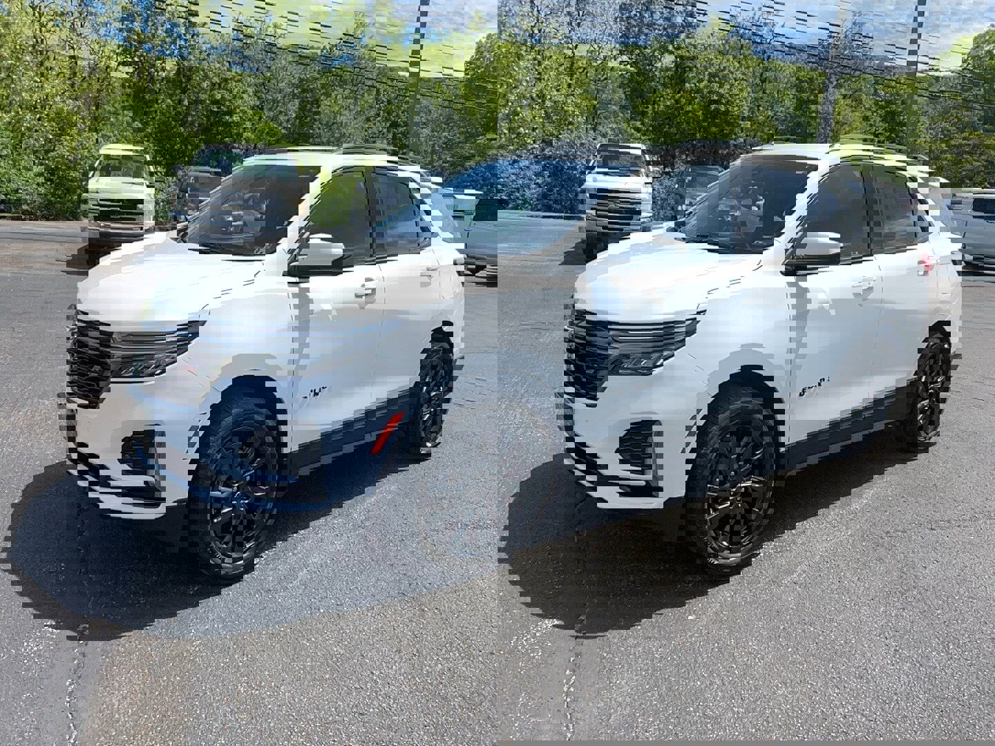 Used 2023 Chevrolet Equinox RS image 4