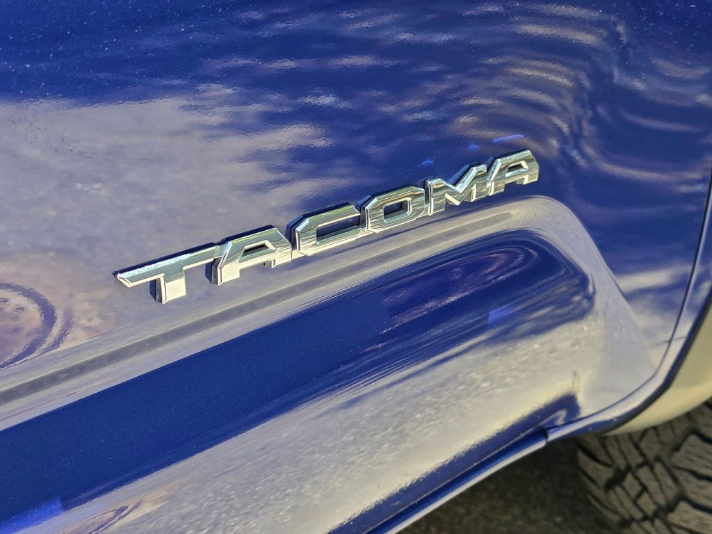 Used 2023 Toyota Tacoma TRD Off-Road w/ TRD Premium Off Road Package AWD/4WD image 49