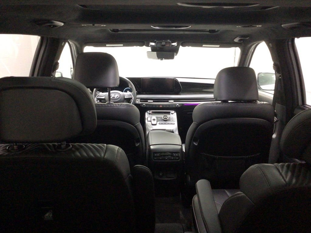 Used 2023 Hyundai Palisade Calligraphy image 22