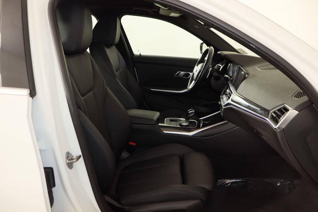 Used 2021 BMW 330i Sedan w/ Convenience Package image 19